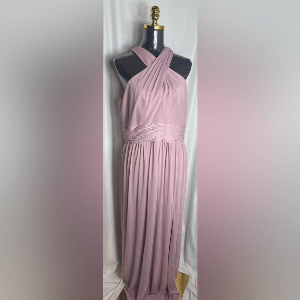 David’s Bridal formal gown blush Pink Halter Dress elegant effortless 16 NWT